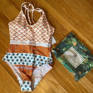 NWT Cupshe one piece bathing suits Size M